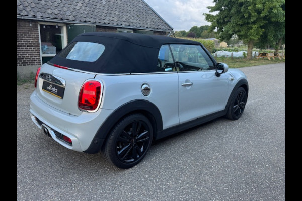 MINI Cabrio 2.0 Cooper S 192Pk JCW AUTOMAAT XENON UNION JACK NAVI ECC 96000KM!!!