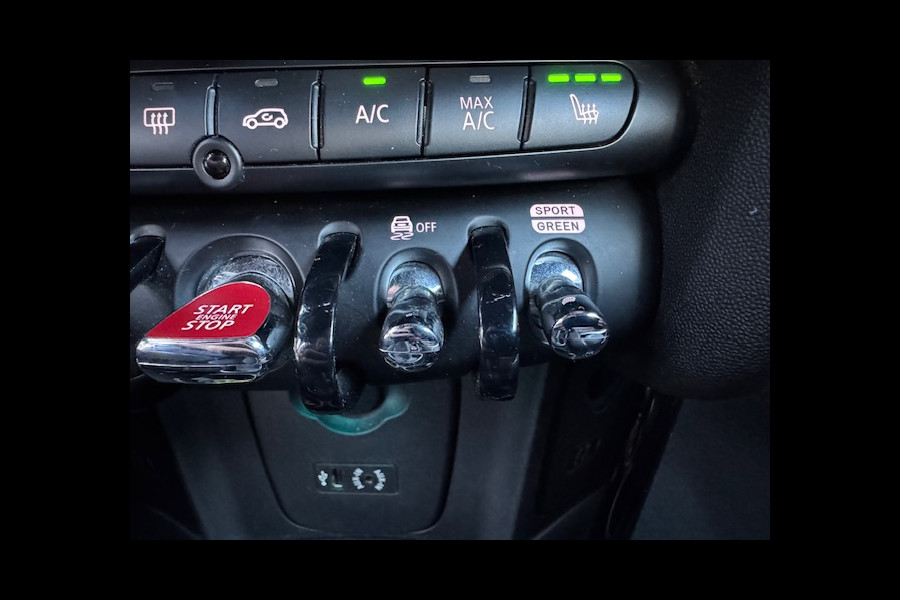 MINI Cabrio 2.0 Cooper S 192Pk JCW AUTOMAAT XENON UNION JACK NAVI ECC 96000KM!!!