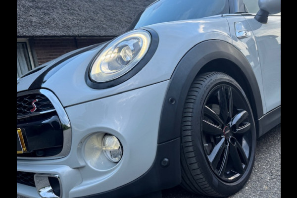 MINI Cabrio 2.0 Cooper S 192Pk JCW AUTOMAAT XENON UNION JACK NAVI ECC 96000KM!!!