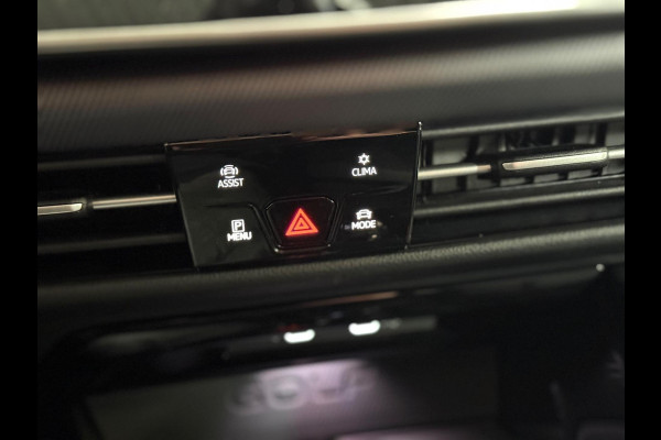 Volkswagen Golf 1.5 eHybrid GTE | Pano | 360 Camera | Keyless | Standkachel | ACC | Stoel-/Stuurverwarming