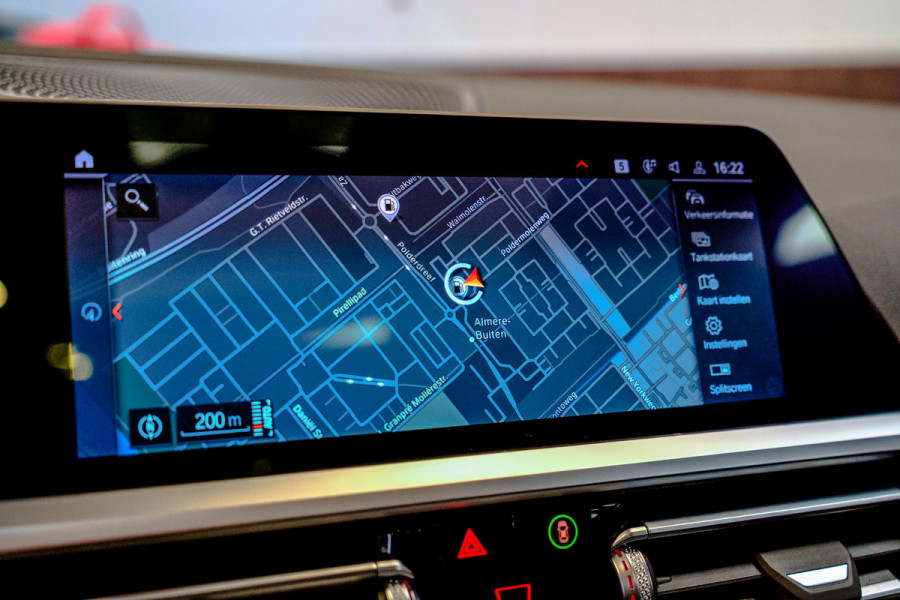 BMW 3-serie 330i High Executive M-Sport|Schuifdak|Laser|Elektr.Stoelen|