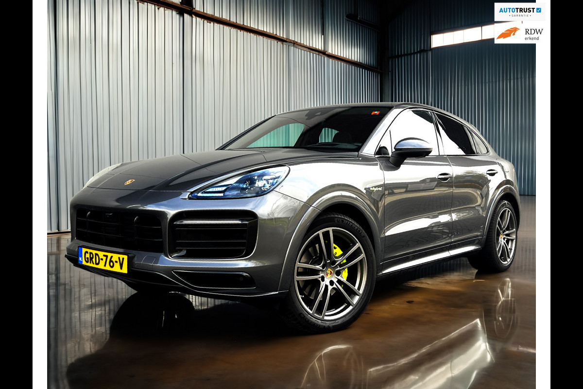 Porsche Cayenne Coupé 3.0 E-Hybrid Sportuitlaat_PDLs+_Headsup_Luchtviering