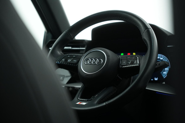 Audi A3 Sportback 35 TFSI Pro Line |3X S-Line|Pano|Dodehoek|Camera|ACC|