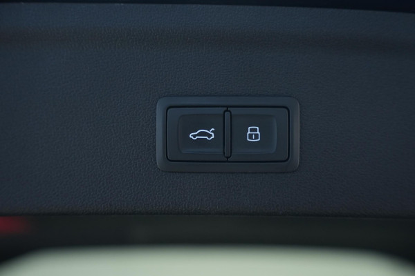 Audi A3 Sportback 35 TFSI Pro Line |3X S-Line|Pano|Dodehoek|Camera|ACC|