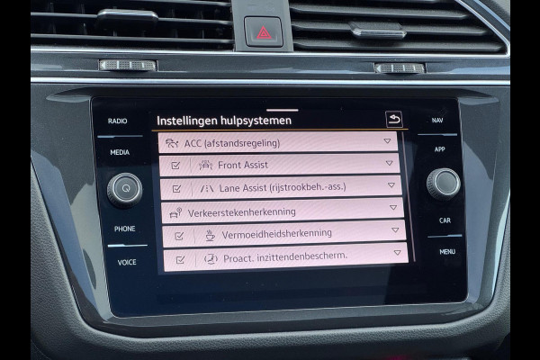 Volkswagen Tiguan 1.4 TSI eHybrid R-Line Pano/Camera/Virtual/AppleCar