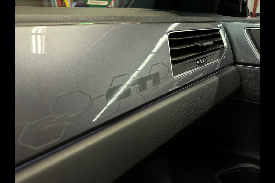 Volkswagen Polo 2.0 TSI GTI Pano|Keyless|Sfeer|ACC|CarPlay