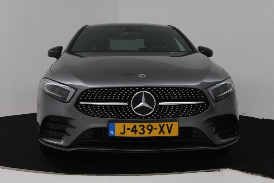 Mercedes-Benz A-Klasse 250 e Business Solution AMG Limited (SFEERVERLICHTING, STOELVERWARMING, ACHTERUITRIJCAMERA, SENSOREN)