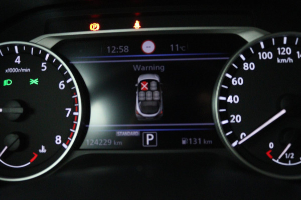 Nissan Juke 1.0 DIG-T Premiere Edition (STOELVERWARMING, ACHTERUITRIJCAMERA, NAVIGATIE, ADAPTIEVE CRUISE, PARKEERSENSOREN)