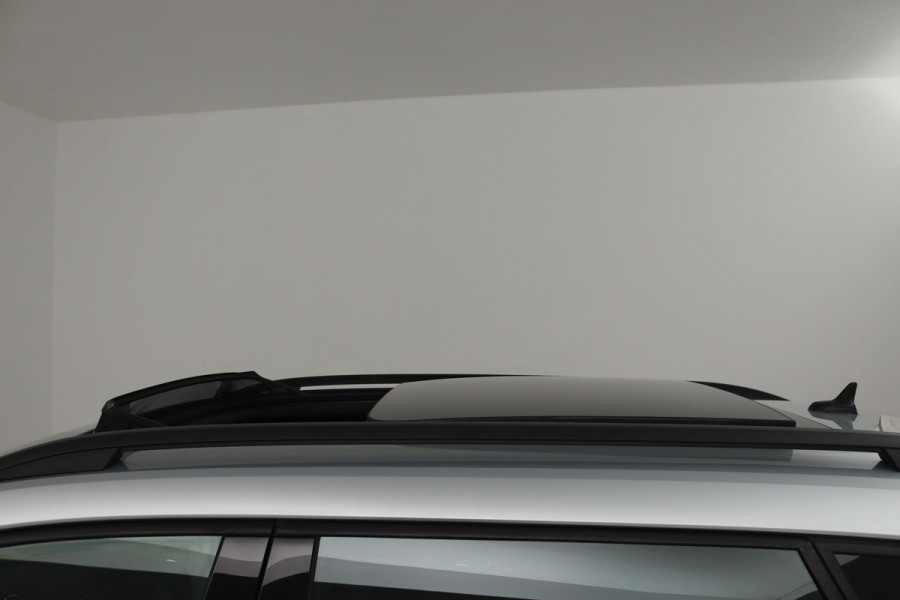 Škoda Karoq 1.5 TSI ACT Sportline Business (PANORAMADAK, STOELVERWARMING, CAMERA, DIGITALE COCKPIT, CANTON AUDIO, CARPLAY)