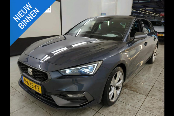 Seat Leon Sportstourer 1.0 TSI FR Business Intense NL-AUTO | CAMERA | STOEL/STUUR VERWARMING
