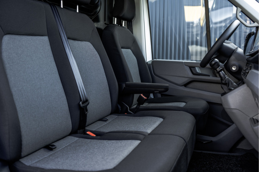 Volkswagen Crafter 2.0 TDI L3H3 Trendline | Facelift | 140PK | Carplay | Navi | Cruise | Airco | Trekhaak