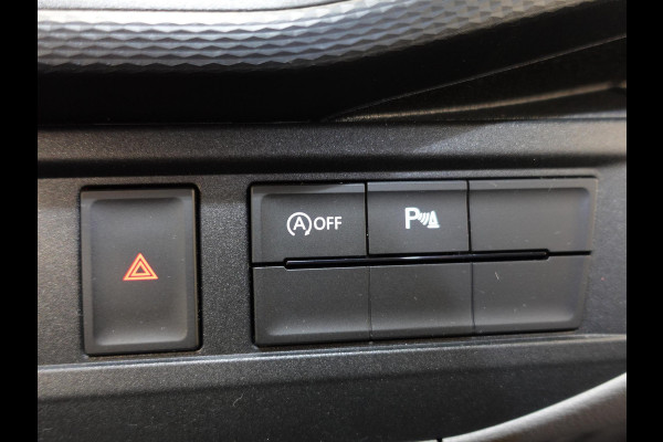 Volkswagen Transporter 2.0 150PK L2H1 Highline Automaat Dubbele Cabine Airco  Navi Parkeersensoren Camera Trekhaak Carplay