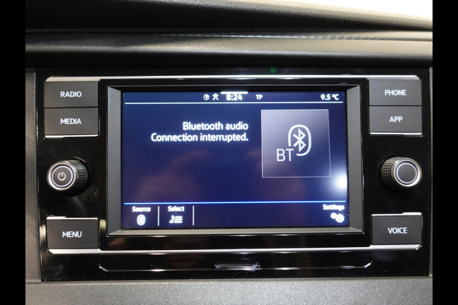 Volkswagen Transporter 2.0 150PK L2H1 Highline Automaat Dubbele Cabine Airco  Navi Parkeersensoren Camera Trekhaak Carplay