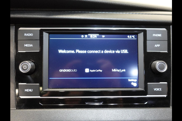 Volkswagen Transporter 2.0 150PK L2H1 Highline Automaat Dubbele Cabine Airco  Navi Parkeersensoren Camera Trekhaak Carplay