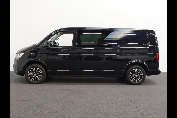 Volkswagen Transporter 2.0 150PK L2H1 Highline Automaat Dubbele Cabine Airco  Navi Parkeersensoren Camera Trekhaak Carplay