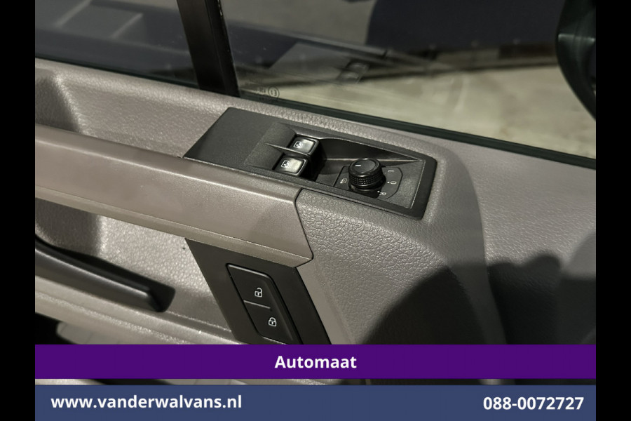 Volkswagen Crafter 2.0 TDI 140pk Automaat L3H3 L2H2 Euro6 Airco | Navigatie | Camera | Apple Carplay | Chauffeursstoel Android Auto, Leder, Parkeersensoren, Bijrijdersbank