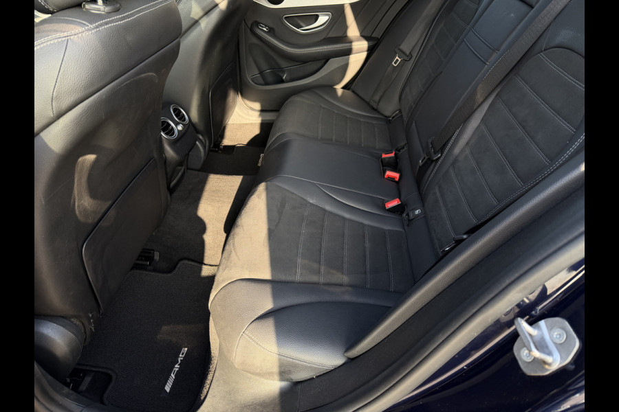 Mercedes-Benz C-Klasse Estate 180 Business AMG / Automaat / Panorama / Elek. stoelen / Parkassist / 19'' LM