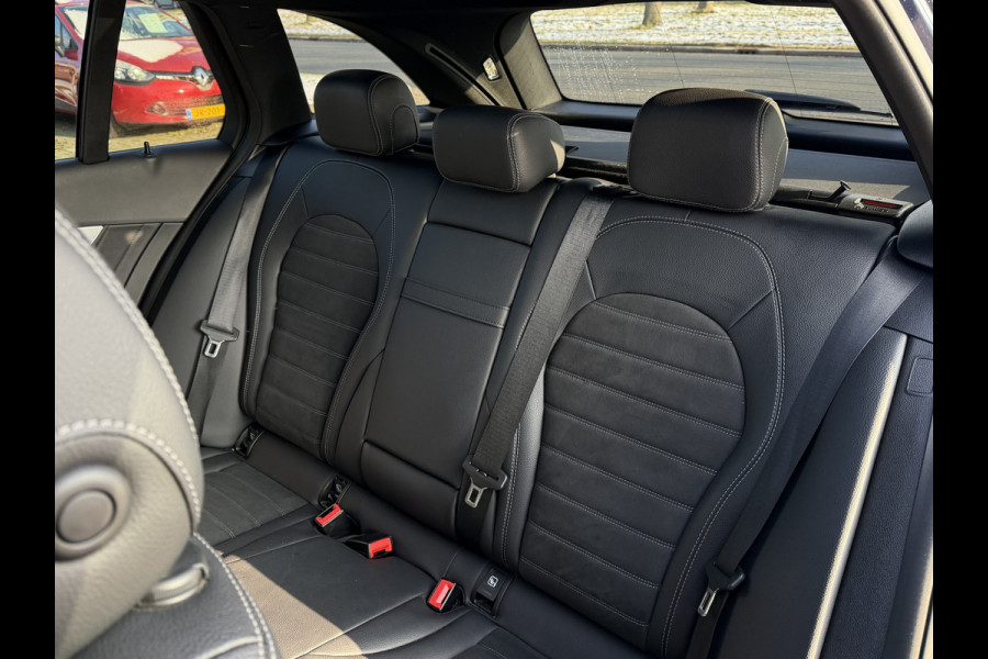 Mercedes-Benz C-Klasse Estate 180 Business AMG / Automaat / Panorama / Elek. stoelen / Parkassist / 19'' LM