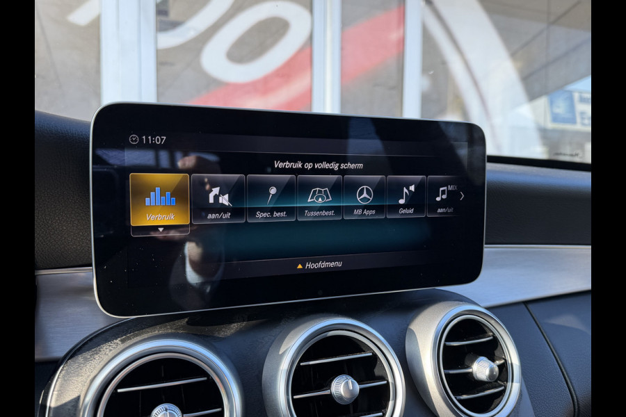 Mercedes-Benz C-Klasse Estate 180 Business AMG / Automaat / Panorama / Elek. stoelen / Parkassist / 19'' LM