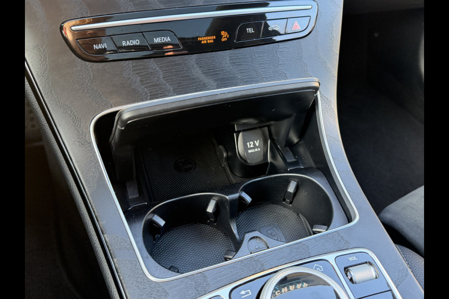 Mercedes-Benz C-Klasse Estate 180 Business AMG / Automaat / Panorama / Elek. stoelen / Parkassist / 19'' LM