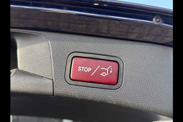 Mercedes-Benz C-Klasse Estate 180 Business AMG / Automaat / Panorama / Elek. stoelen / Parkassist / 19'' LM