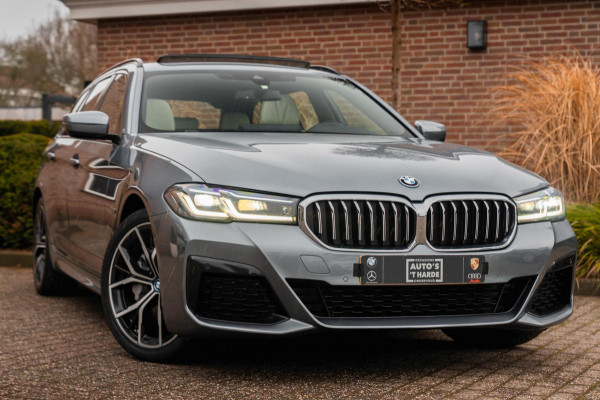 BMW 5 Serie Touring 530e Business Edition Plus M-Sport Laser Pano Memory Leder 19''