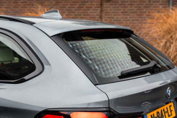 BMW 5 Serie Touring 530e Business Edition Plus M-Sport Laser Pano Memory Leder 19''