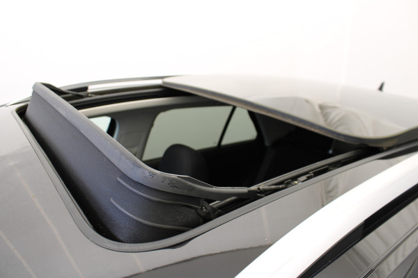 Volkswagen T-Roc 1.0 TSI Style |Pano|Navi|