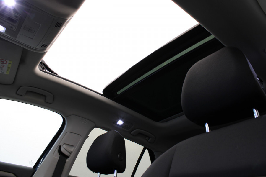 Volkswagen T-Roc 1.0 TSI Style |Pano|Navi|