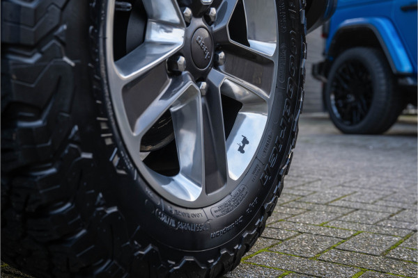 Jeep Wrangler Unlimited 2.0T Sahara 3 Drs - Ofd Bumper - Jeepz Edition