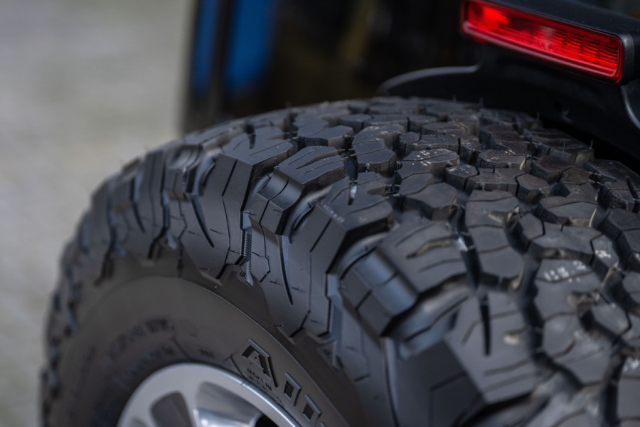 Jeep Wrangler Unlimited 2.0T Sahara 3 Drs - Ofd Bumper - Jeepz Edition