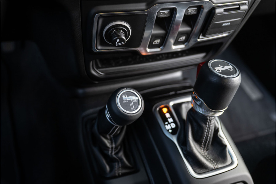 Jeep Wrangler Unlimited 2.0T Sahara 3 Drs - Ofd Bumper - Jeepz Edition