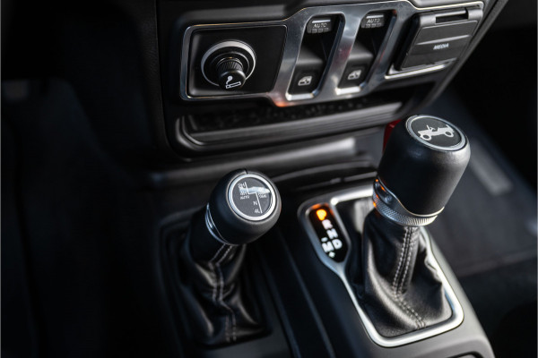 Jeep Wrangler Unlimited 2.0T Sahara 3 Drs - Ofd Bumper - Jeepz Edition