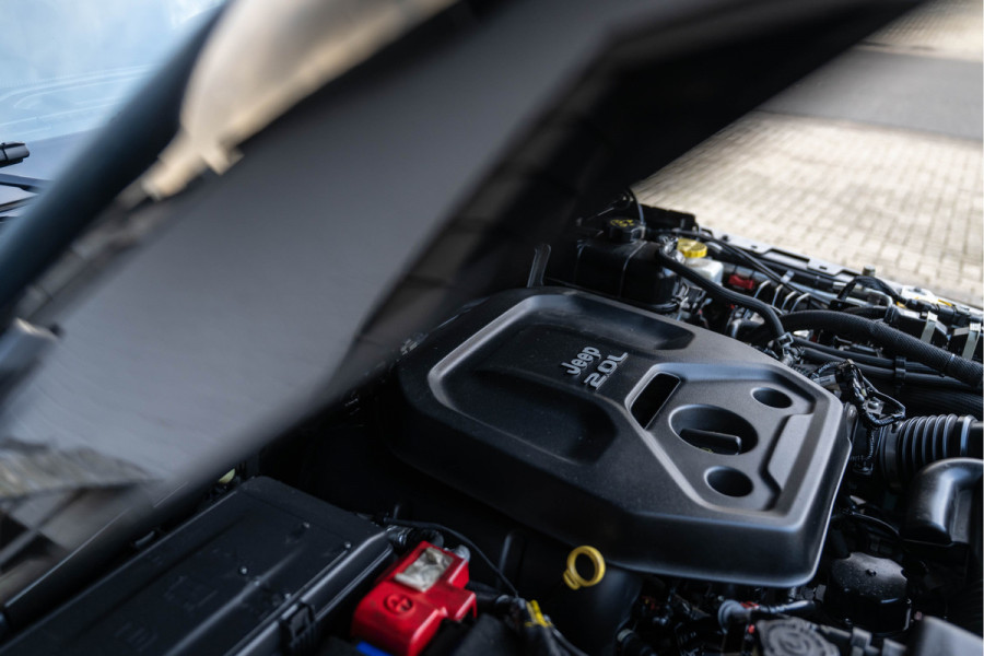 Jeep Wrangler Unlimited 2.0T Sahara 3 Drs - Ofd Bumper - Jeepz Edition