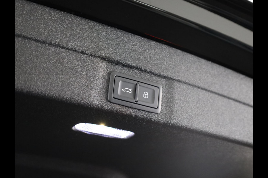 Audi A5 Avant 2.0 e-hybrid quattro S edition 299pk | Matrix Led | Trekhaak wegklapbaar | Rondom zicht camera | Elektrisch verstelbare bestuurderstoel met geheugen