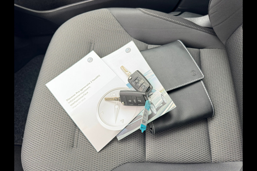 Volkswagen e-Golf E-Golf * Navigatie * Camera * Led * Allseason banden *