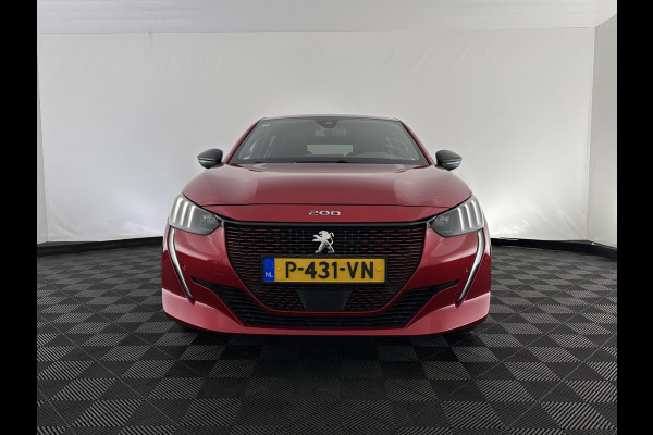 Peugeot e-208 EV GT Pack 50 kWh [ 3-Fase-11kW ] {SOH-88%] (INCL-BTW) *FULL-LED | DIGI-COCKPIT | BLINDSPOT | CAMERA | LEATHER-ALCANTARA | AMBIENTLIGHT | NAVI-FULLMAP | LANE-ASSIST | KEYLESS | DAB | CCS-FASTLOADER | HEATED-SPORTSEATS | 17''ALU*