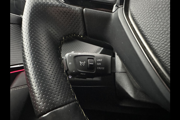 Peugeot e-208 EV GT Pack 50 kWh [ 3-Fase-11kW ] {SOH-88%] (INCL-BTW) *FULL-LED | DIGI-COCKPIT | BLINDSPOT | CAMERA | LEATHER-ALCANTARA | AMBIENTLIGHT | NAVI-FULLMAP | LANE-ASSIST | KEYLESS | DAB | CCS-FASTLOADER | HEATED-SPORTSEATS | 17''ALU*