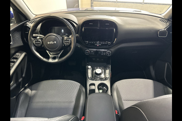 Kia e-Soul DynamicPlusLine 64 kWh Parkeercamera | Navigatie | Panoramadak Soh (batterijcheck) Waarde 97,7 %