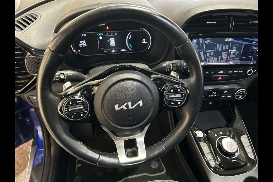 Kia e-Soul DynamicPlusLine 64 kWh Parkeercamera | Navigatie | Panoramadak Soh (batterijcheck) Waarde 97,7 %