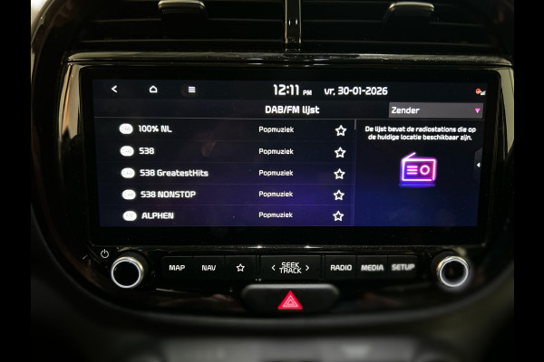 Kia e-Soul DynamicPlusLine 64 kWh Parkeercamera | Navigatie | Panoramadak Soh (batterijcheck) Waarde 97,7 %
