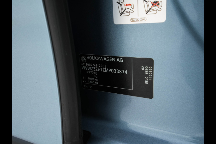 Volkswagen ID.3 Business 58 kWh [ 3-Fase-11kW ] {SOH-87%} (INCL-BTW)  *FULL-LED | AMBIENTLIGHT | KEYLESS | NAVI-FULLMAP | DAB | CARPLAY | CCS-FASTLOADER | CAMERA | HEATED-COMFORTSEATS | DAB+ | DIGI-COCKPIT | ECC | PRIVACYGLASS | PDC | 18''ALU*