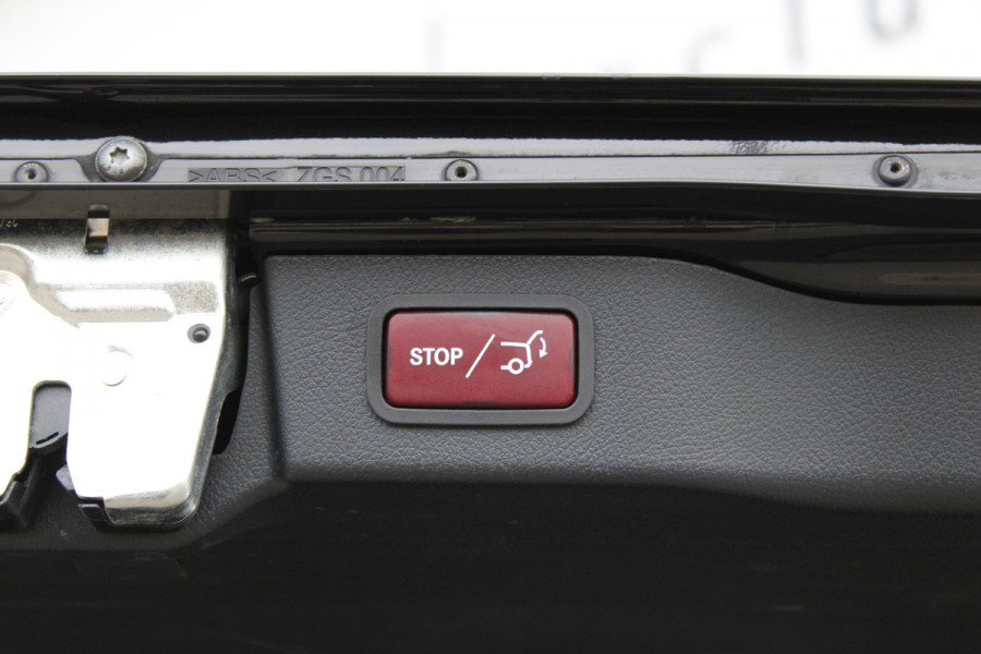 Mercedes-Benz V-Klasse 300d / XXL / 4-Matic / DC / MBUX (apple car play) / 2x Elec Schuifdeur / Camera / Vol Opties / NIEUWSTAAT