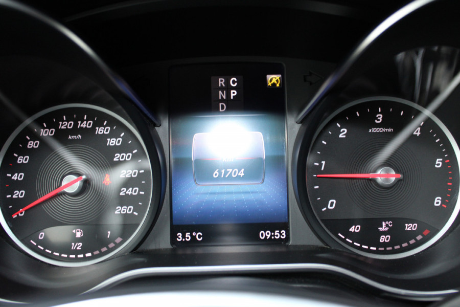 Mercedes-Benz V-Klasse 300d / XXL / 4-Matic / DC / MBUX (apple car play) / 2x Elec Schuifdeur / Camera / Vol Opties / NIEUWSTAAT