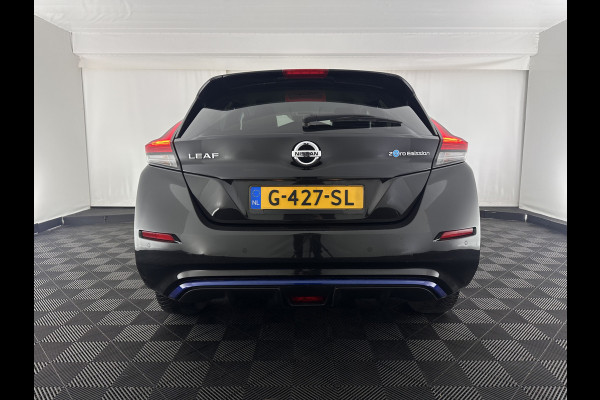 Nissan Leaf 3.Zero Limited Edition 62 kWh {SOH-92%} (INCL-BTW) Aut. *HEATPUMP | LEATHER | ADAPTIVE-CRUISE | FULL-LED | DIGI-COCKPIT | TOPVIEW | BOSE-AUDIO | KEYLESS | DAB+ | BLINDSPOT | ECC | PDC | HEATED-COMFORTSEATS | 17"ALU*