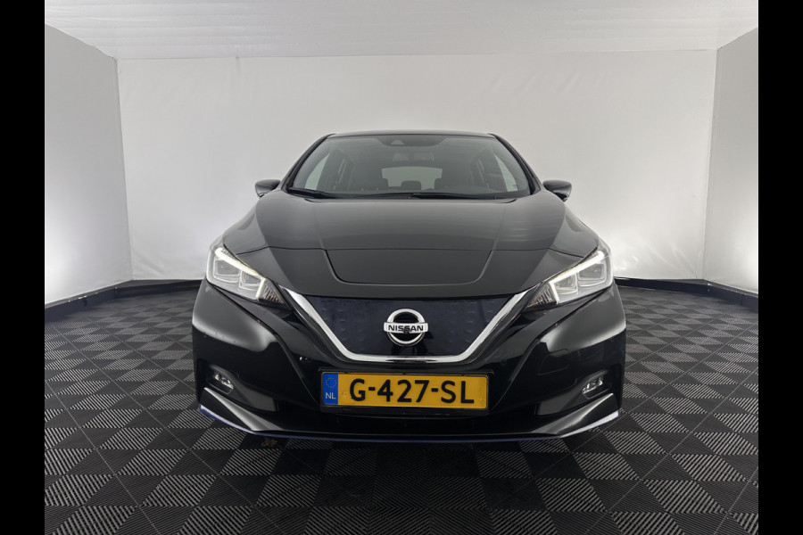 Nissan Leaf 3.Zero Limited Edition 62 kWh {SOH-92%} (INCL-BTW) Aut. *HEATPUMP | LEATHER | ADAPTIVE-CRUISE | FULL-LED | DIGI-COCKPIT | TOPVIEW | BOSE-AUDIO | KEYLESS | DAB+ | BLINDSPOT | ECC | PDC | HEATED-COMFORTSEATS | 17"ALU*