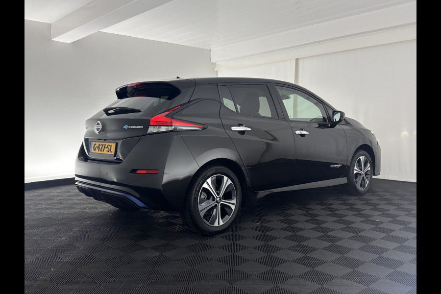 Nissan Leaf 3.Zero Limited Edition 62 kWh {SOH-92%} (INCL-BTW) Aut. *HEATPUMP | LEATHER | ADAPTIVE-CRUISE | FULL-LED | DIGI-COCKPIT | TOPVIEW | BOSE-AUDIO | KEYLESS | DAB+ | BLINDSPOT | ECC | PDC | HEATED-COMFORTSEATS | 17"ALU*