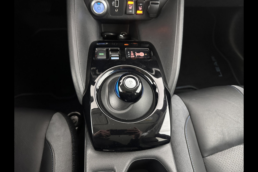 Nissan Leaf 3.Zero Limited Edition 62 kWh {SOH-92%} (INCL-BTW) Aut. *HEATPUMP | LEATHER | ADAPTIVE-CRUISE | FULL-LED | DIGI-COCKPIT | TOPVIEW | BOSE-AUDIO | KEYLESS | DAB+ | BLINDSPOT | ECC | PDC | HEATED-COMFORTSEATS | 17"ALU*