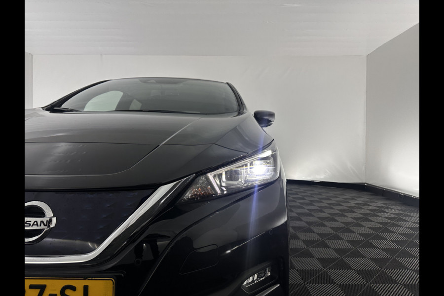 Nissan Leaf 3.Zero Limited Edition 62 kWh {SOH-92%} (INCL-BTW) Aut. *HEATPUMP | LEATHER | ADAPTIVE-CRUISE | FULL-LED | DIGI-COCKPIT | TOPVIEW | BOSE-AUDIO | KEYLESS | DAB+ | BLINDSPOT | ECC | PDC | HEATED-COMFORTSEATS | 17"ALU*