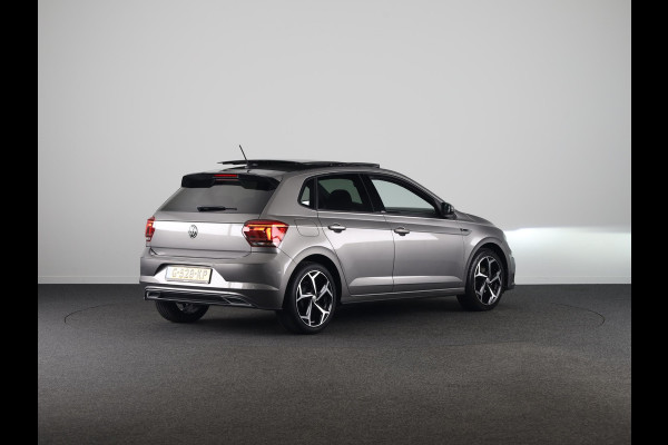Volkswagen Polo 1.0 TSI Highline 95PK | Panoramadak | Parkeersensoren | R-Line | Digitaal dashboard | Led | Camera